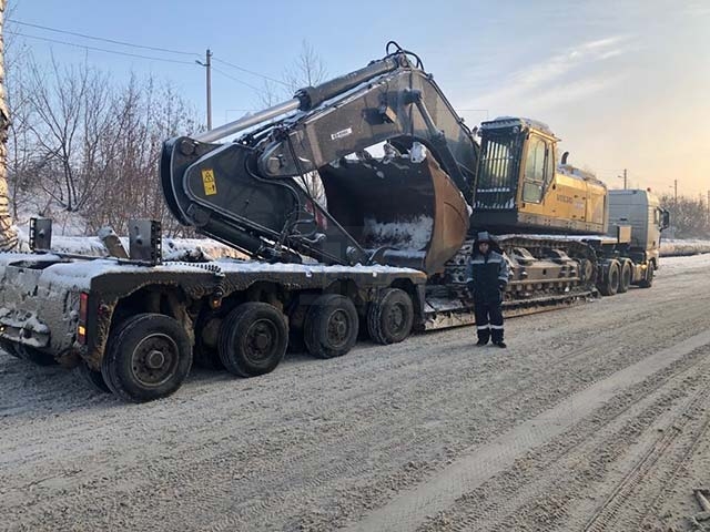 Перевозка экскаватора Volvo EC700B LC