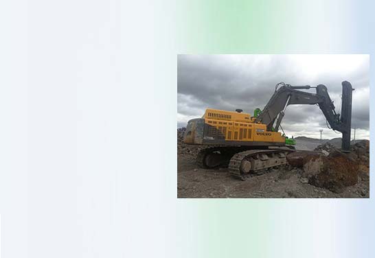 Гусеничный экскаватор Volvo EC700B LC